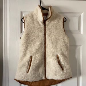 Women’s Old Navy Sherpa Vest